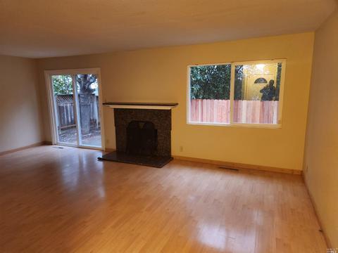 122 Mar Monte Ct, Vallejo, CA 94590 photo 3