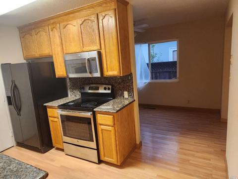 122 Mar Monte Ct, Vallejo, CA 94590 photo 4