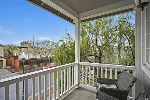 306 Bouquet Cir, Windsor, CA 95492 photo 2