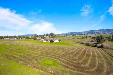 1682 Adobe Rd, Petaluma, CA 94954 photo 4