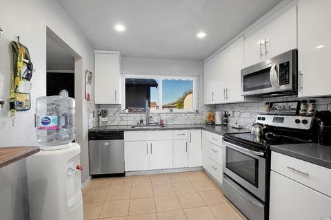 943 Brandon Way, Fairfield, CA 94533 photo 7
