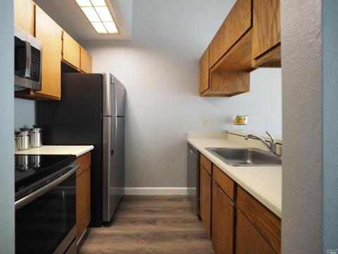 114 Courtyards E, Windsor, CA 95492 photo 9