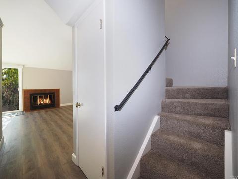 114 Courtyards E, Windsor, CA 95492 photo 4
