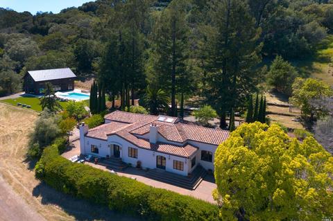 2937 Pine St, Napa, CA 94558 photo 1