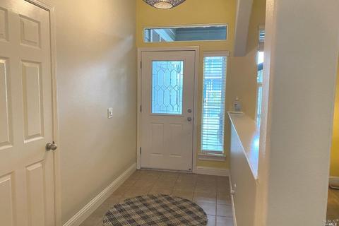 7657 Pallino Ct, Windsor, CA 95492 photo 2