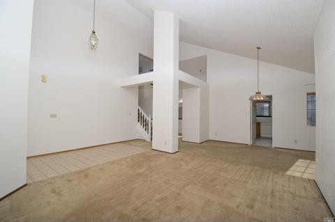 989 Linden Ave, Fairfield, CA 94533 photo 3