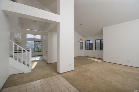 989 Linden Ave, Fairfield, CA 94533 photo 2