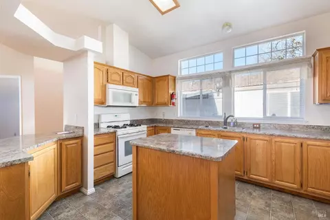 8084 A St, Windsor, CA 95492 photo 4