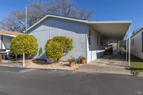 8084 A St, Windsor, CA 95492