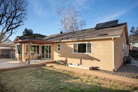 570 E Creekside Cir, Dixon, CA 95620 photo 40
