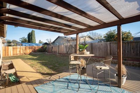 570 E Creekside Cir, Dixon, CA 95620 photo 35
