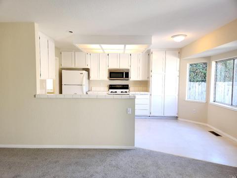 133 Macklin Dr, Cotati, CA 94931 photo 5