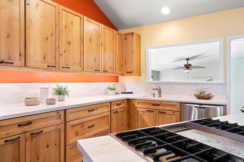 2533 Tennessee St, Vallejo, CA 94591 photo 7