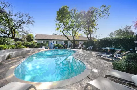 549 Michael Dr, Sonoma, CA 95476 photo 8