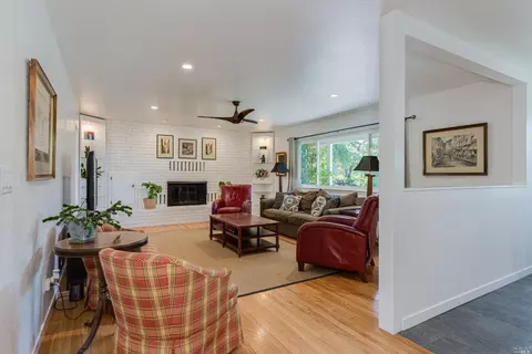 549 Michael Dr, Sonoma, CA 95476 photo 12
