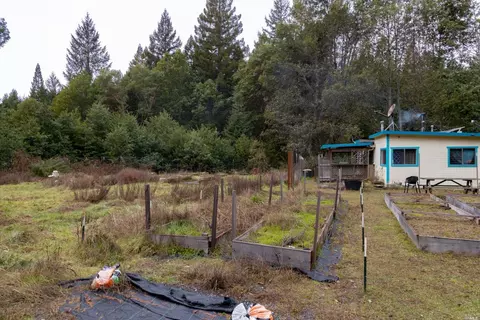 Exterior - 20400 Timber Rd, Willits, CA 95490 photo 2 of 16
