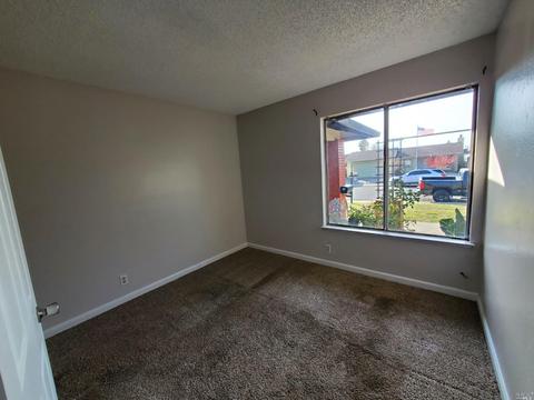 686 Berkeley Way, Fairfield, CA 94533 photo 8