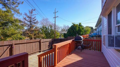 126 Calhoun St, Vallejo, CA 94590 photo 17