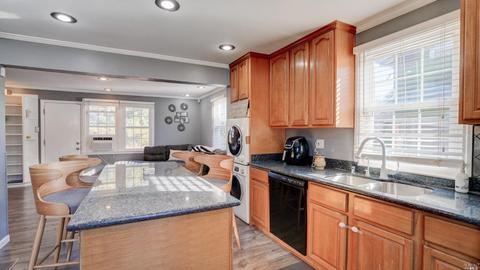 126 Calhoun St, Vallejo, CA 94590 photo 2