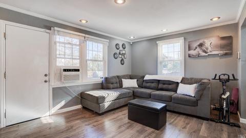 126 Calhoun St, Vallejo, CA 94590 photo 8