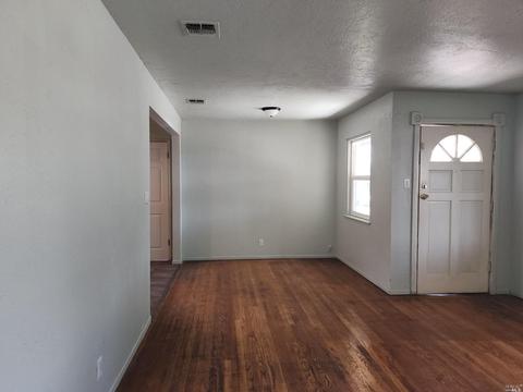 206 Empire Pl, Fairfield, CA 94533 photo 8