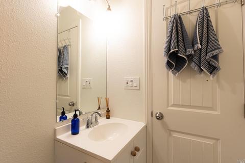 60 Canyon Rd, Fairfax, CA 94930 photo 17