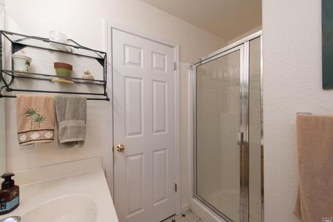 8726 Beverly Ln, Windsor, CA 95492 photo 14