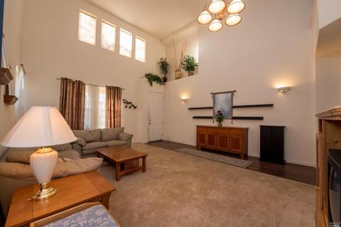 8726 Beverly Ln, Windsor, CA 95492 photo 4