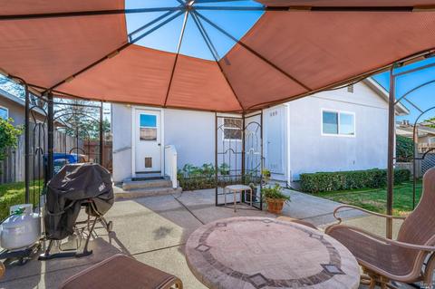 1114 Holmes Ave, Napa, CA 94559 photo 37
