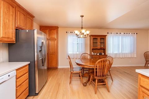 1114 Holmes Ave, Napa, CA 94559 photo 22
