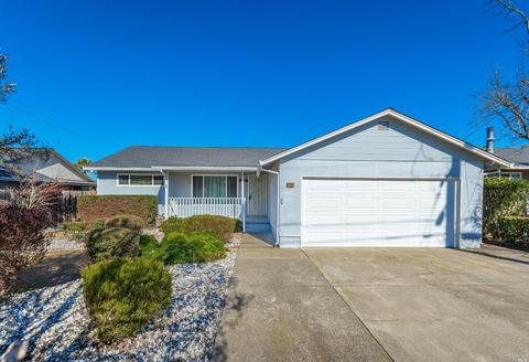 1114 Holmes Ave, Napa, CA 94559 photo 1
