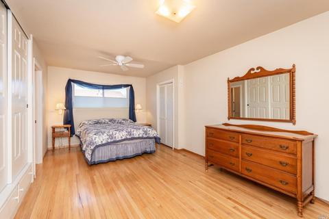 1114 Holmes Ave, Napa, CA 94559 photo 31
