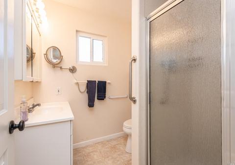 1114 Holmes Ave, Napa, CA 94559 photo 34