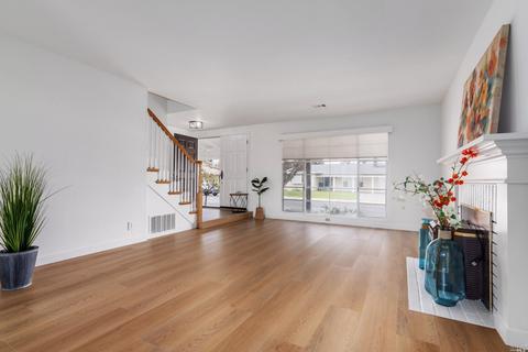 1392 Lichen Ct, Concord, CA 94521 photo 9