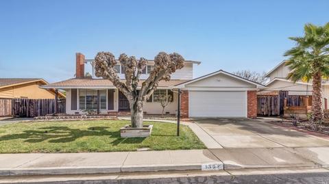 1392 Lichen Ct, Concord, CA 94521 photo 4