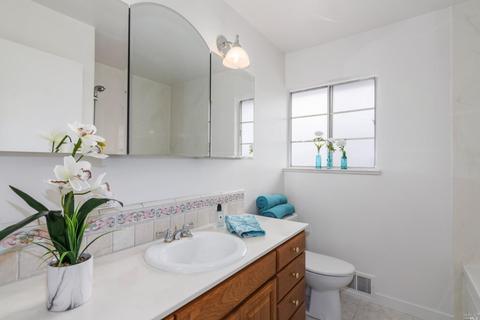 1392 Lichen Ct, Concord, CA 94521 photo 31