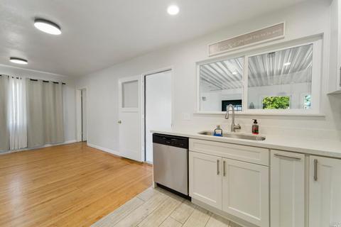 132 Clay St, Vallejo, CA 94591 photo 17