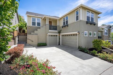 214 Jacquelyn Ln, Petaluma, CA 94952