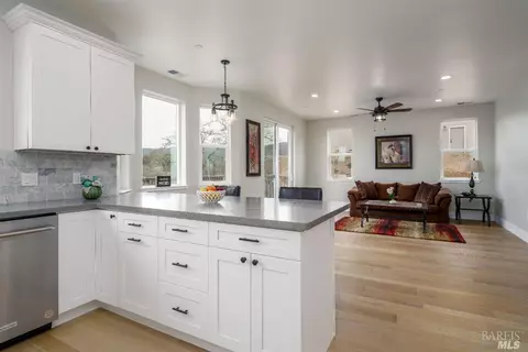 370 Tehuacan Rd, Ukiah, CA 95482 photo 12