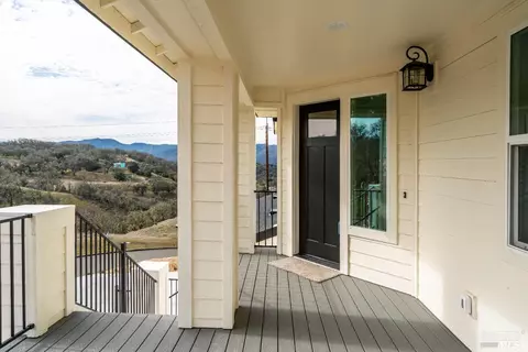 370 Tehuacan Rd, Ukiah, CA 95482 photo 3
