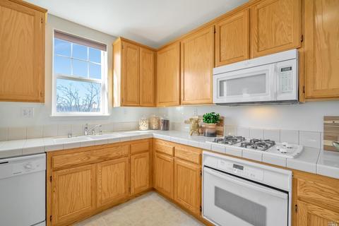 11 Johnson St, Windsor, CA 95492 photo 17