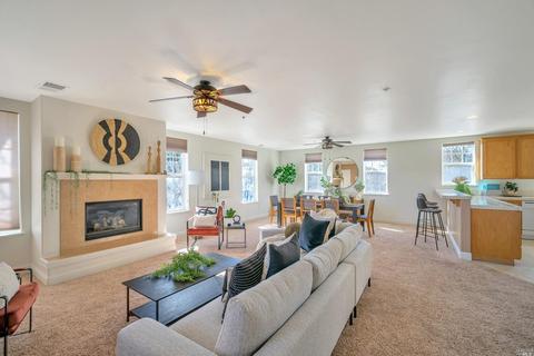 11 Johnson St, Windsor, CA 95492 photo 6