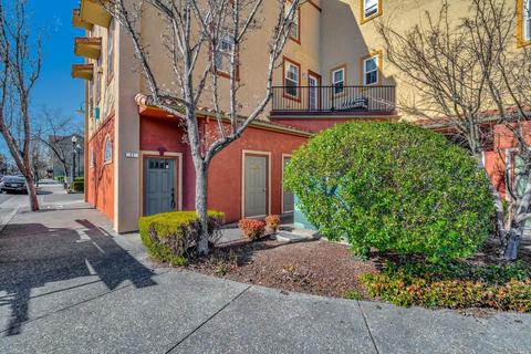 11 Johnson St, Windsor, CA 95492 photo 2
