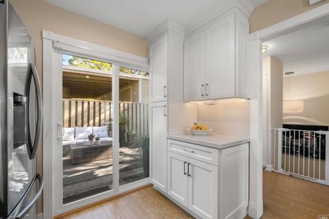 14 Dickens Ct, Mill Valley, CA 94941 photo 8