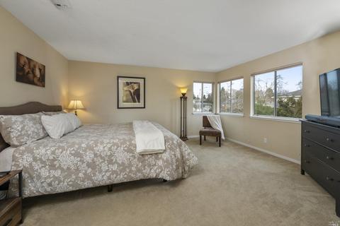 9156 Piccadilly Cir, Windsor, CA 95492 photo 17