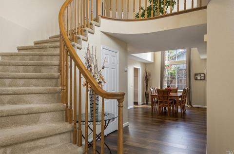 9156 Piccadilly Cir, Windsor, CA 95492 photo 6