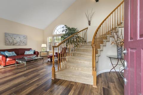 9156 Piccadilly Cir, Windsor, CA 95492 photo 3