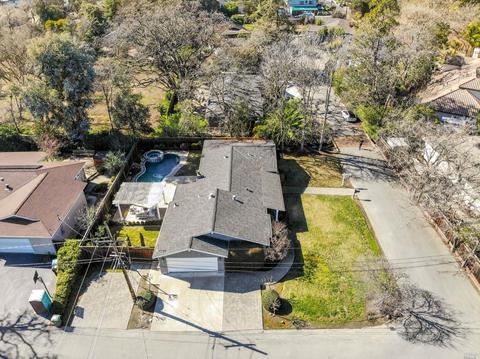 77 Jerome Ct, Walnut Creek, CA 94596 photo 4