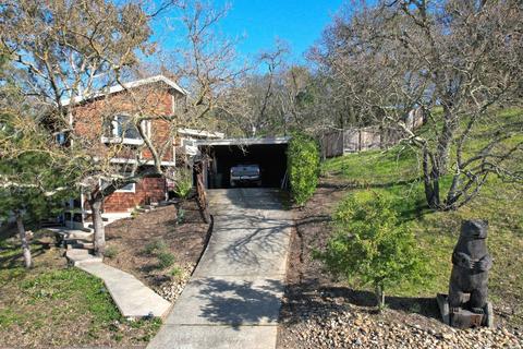 630 Davidson St, Novato, CA 94945 photo 1