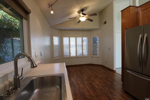 830 Pulteney Pl, Windsor, CA 95492 photo 4